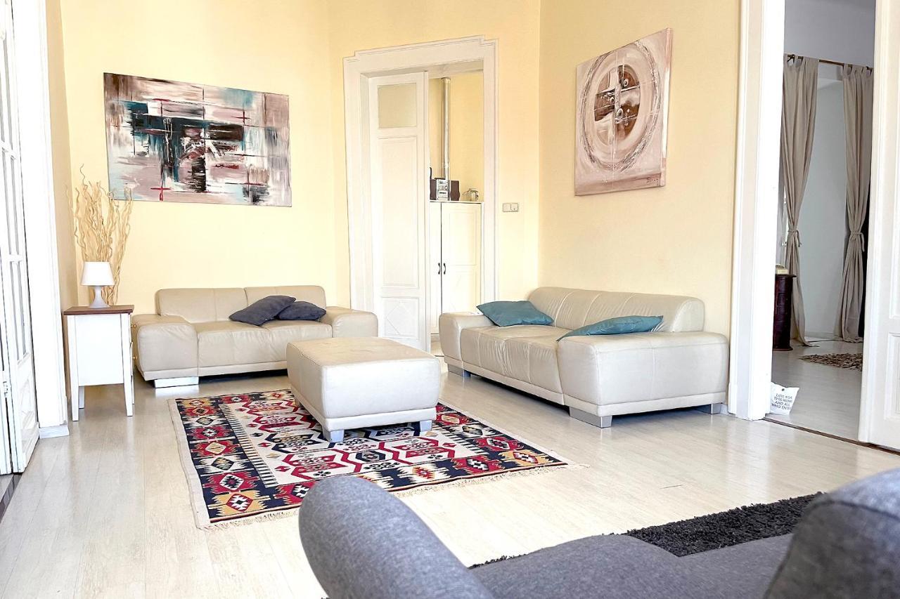 Elegant 125M2 Apartment In Center Of Будапеща Екстериор снимка