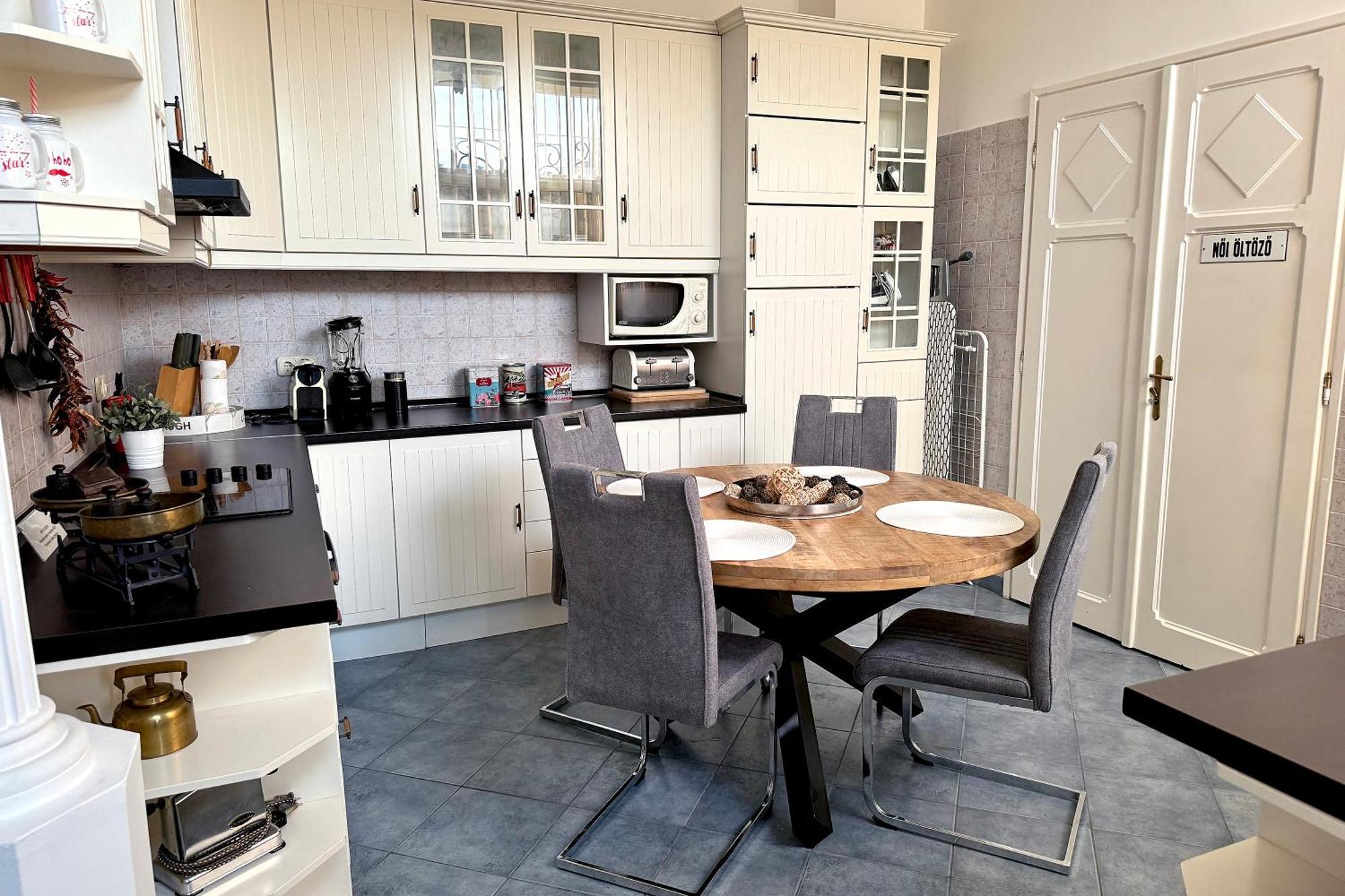 Elegant 125M2 Apartment In Center Of Будапеща Екстериор снимка